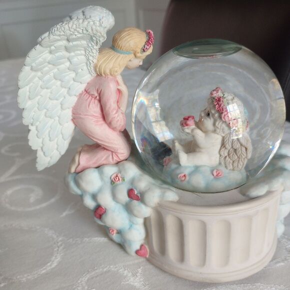 Cast Art Industries 1995 Dreamsicles "Heart to Heart" Musical Snowglobe - Picture 3 of 10